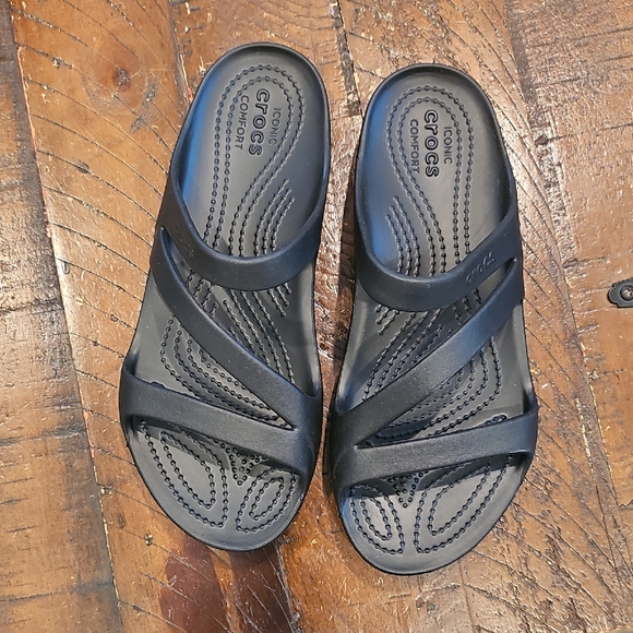 CROCS Iconic Comfort Slides - Picture 1 of 4